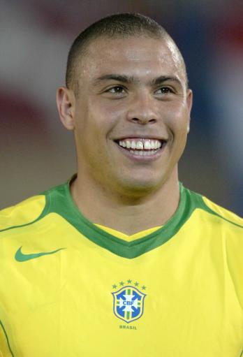 不勒斯强大 不勒斯强大