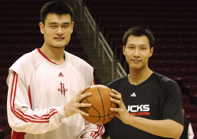 继续效力 继续效力